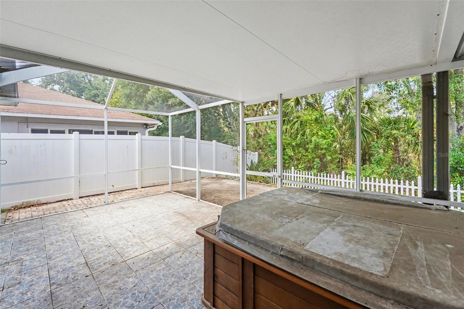 447 DIXIE HWY, TARPON SPRINGS, FL, 34689