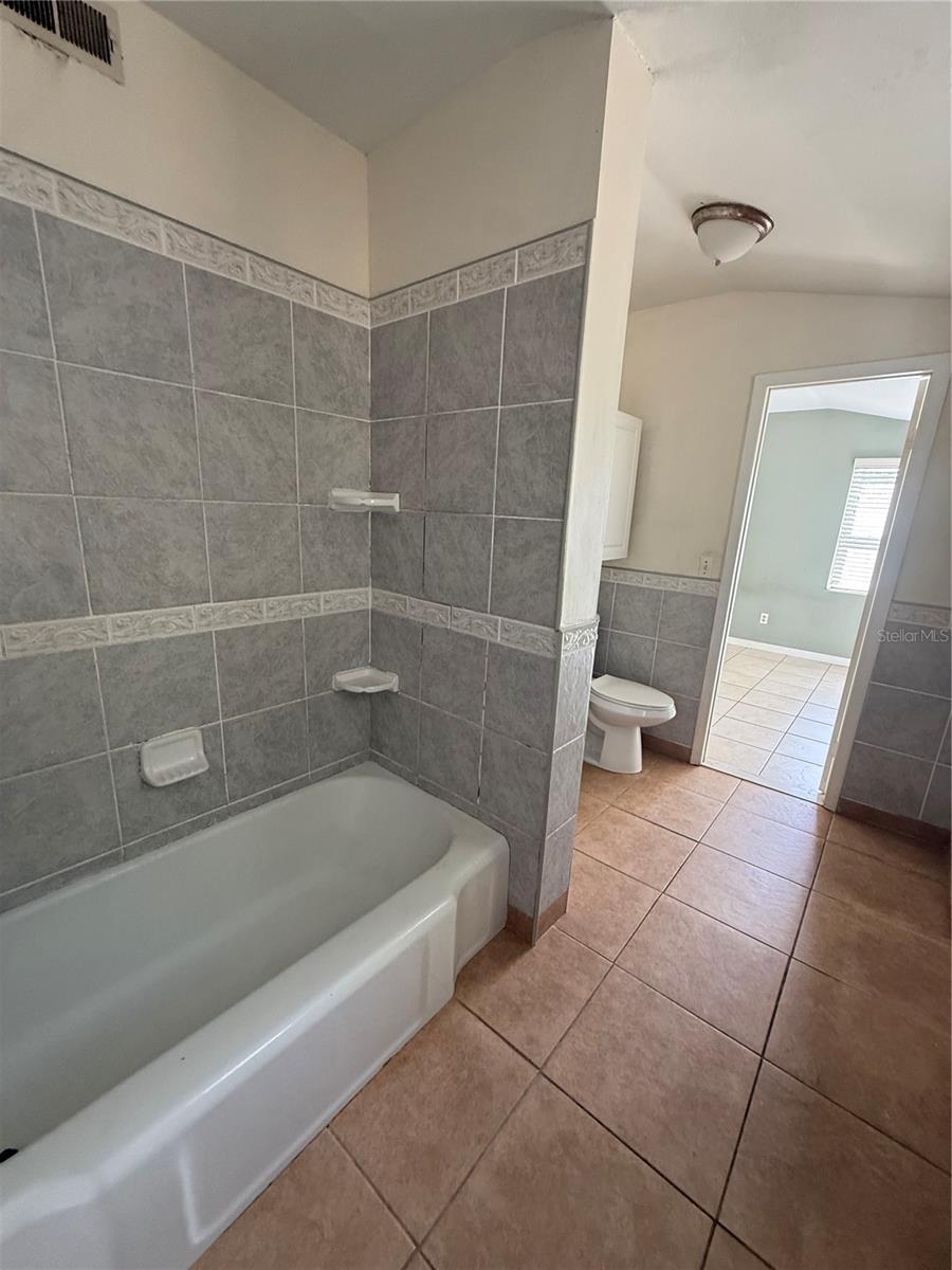 345 22ND AVE S #B, ST PETERSBURG, FL, 33705