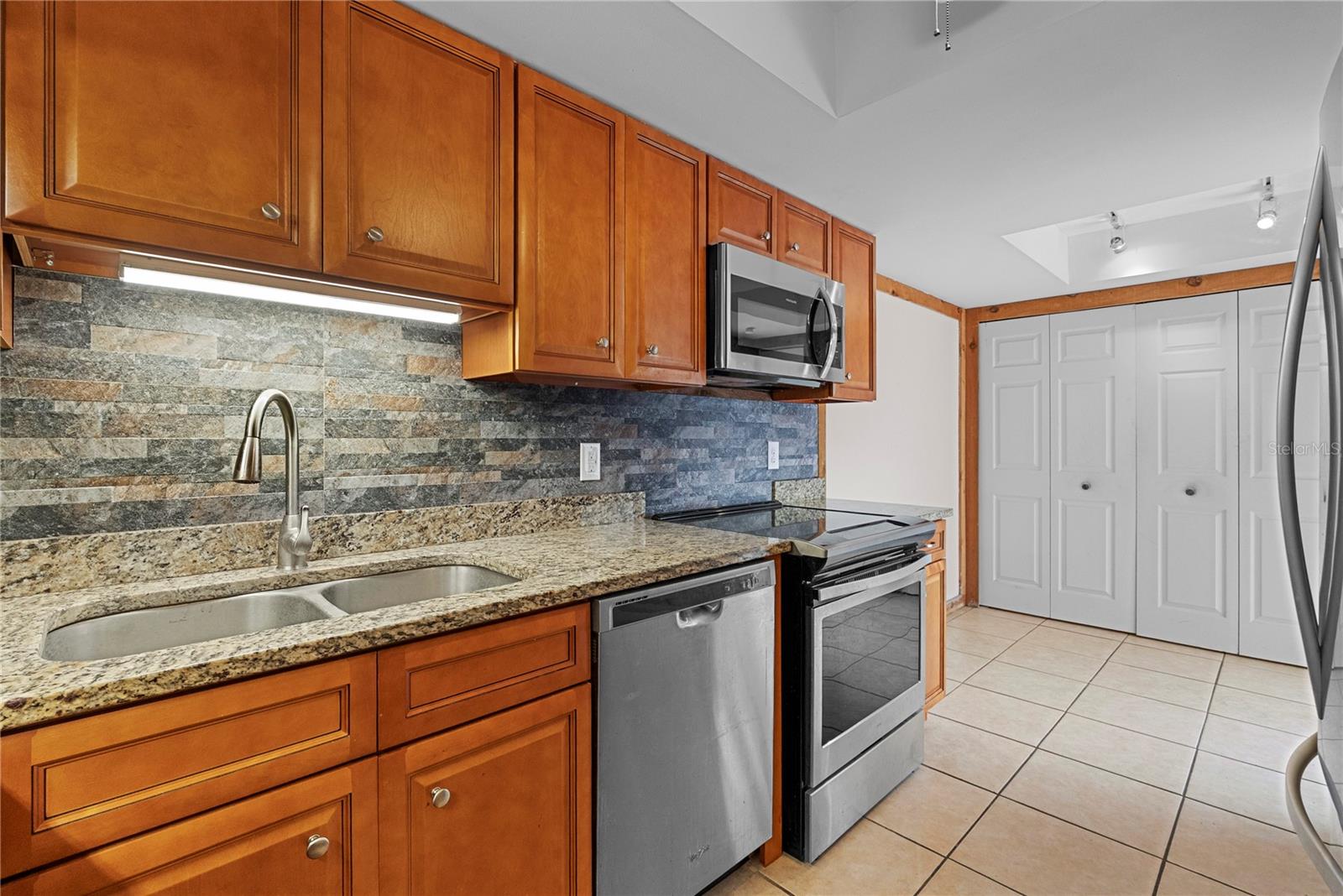 497 MEADOWOOD BLVD, FERN PARK, FL, 32730