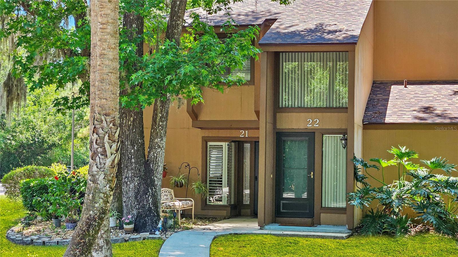 21 MID PINES CIR, PALM COAST, FL, 32137