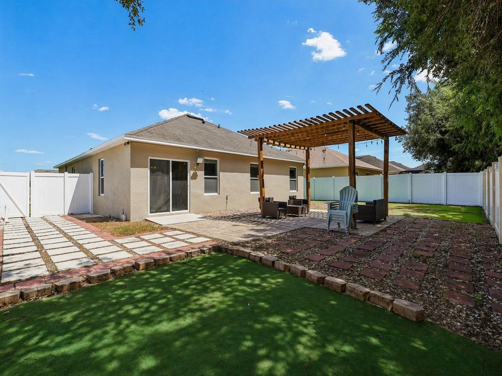 476 SQUIRES GROVE DR, WINTER HAVEN, FL, 33880