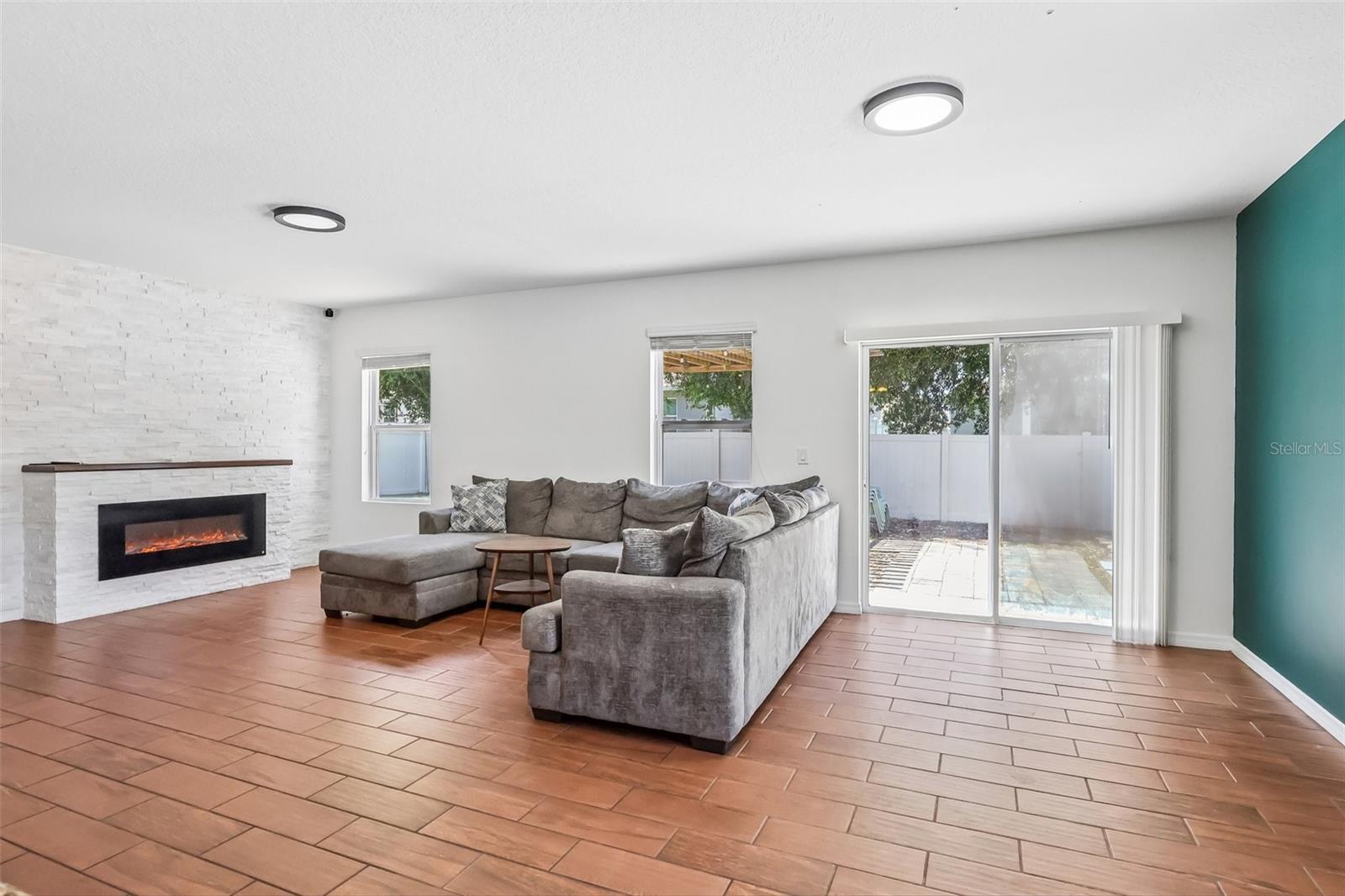 476 SQUIRES GROVE DR, WINTER HAVEN, FL, 33880