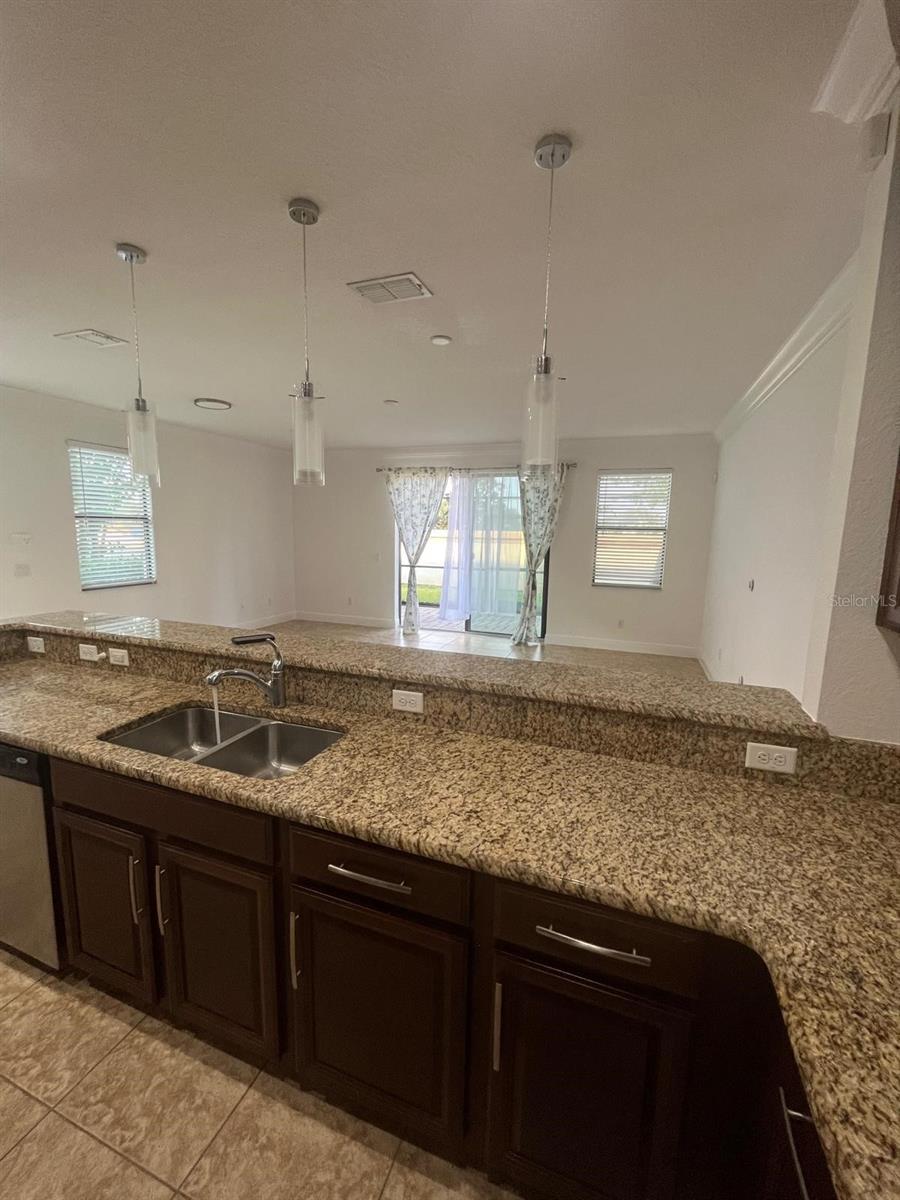 8064 PRESTBURY DR, ORLANDO, FL, 32832