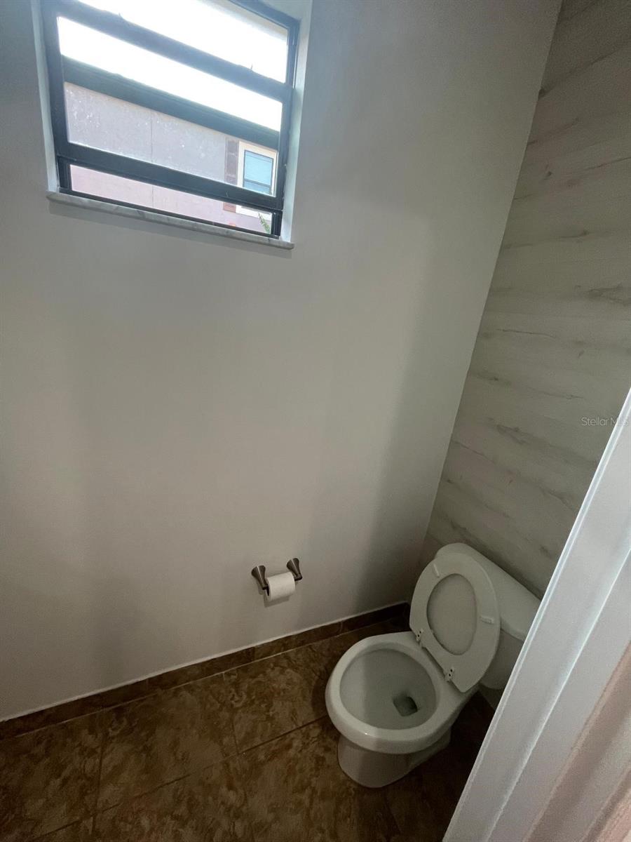 8064 PRESTBURY DR, ORLANDO, FL, 32832