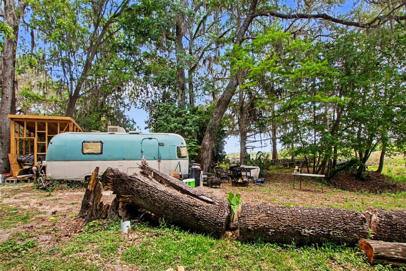 8955 S LAKESHORE DR, FLORAL CITY, FL, 34436