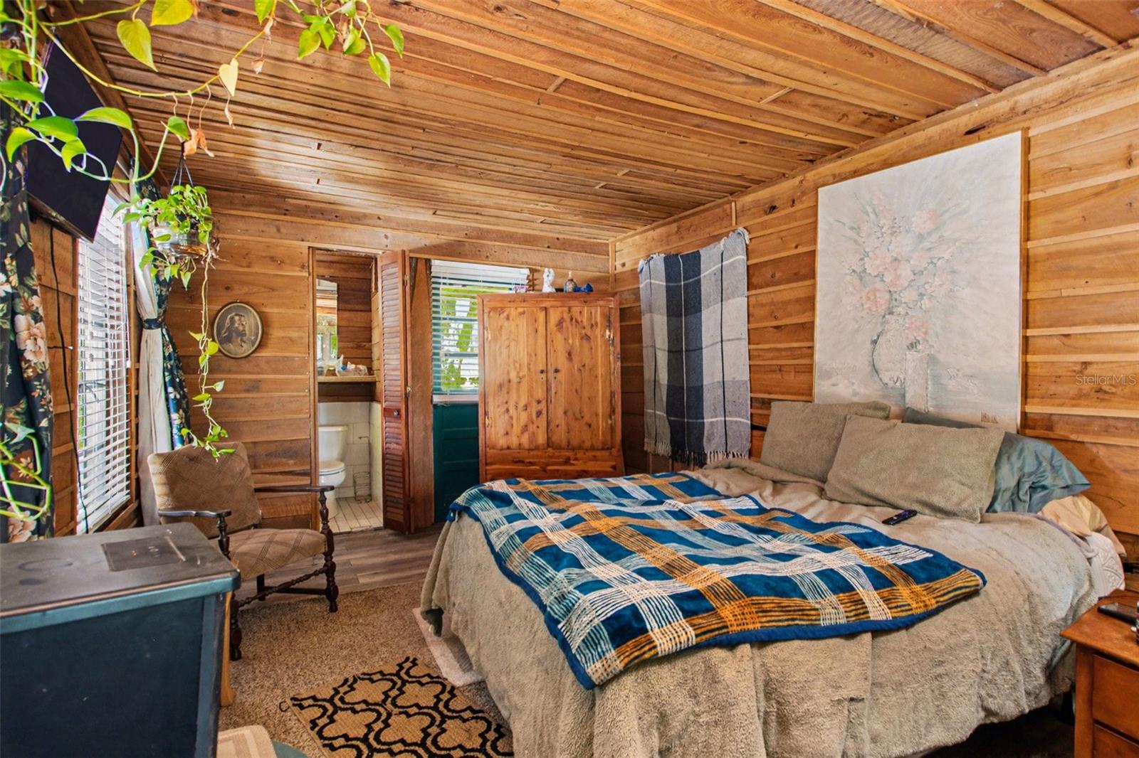 8955 S LAKESHORE DR, FLORAL CITY, FL, 34436