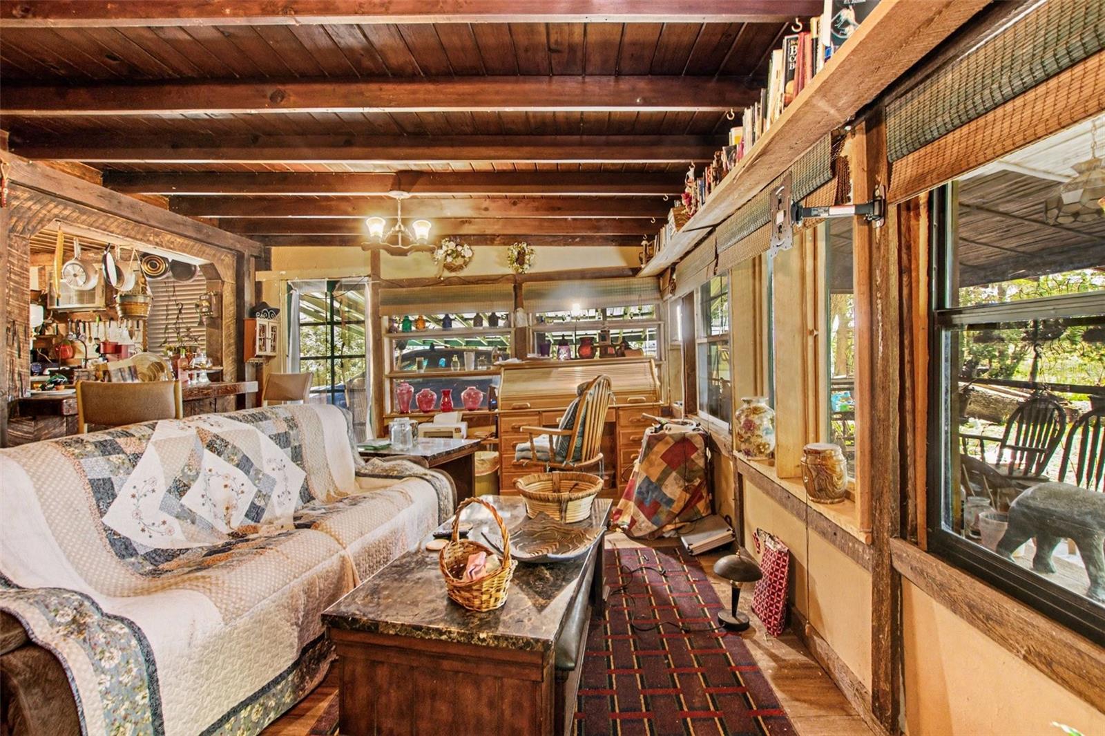 8955 S LAKESHORE DR, FLORAL CITY, FL, 34436