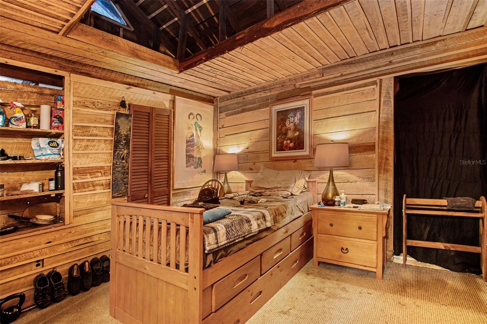 8955 S LAKESHORE DR, FLORAL CITY, FL, 34436