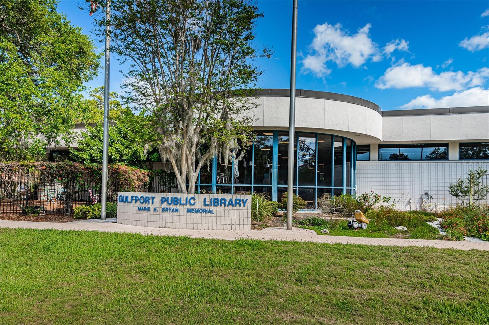 2921 DUPONT ST S, GULFPORT, FL, 33707