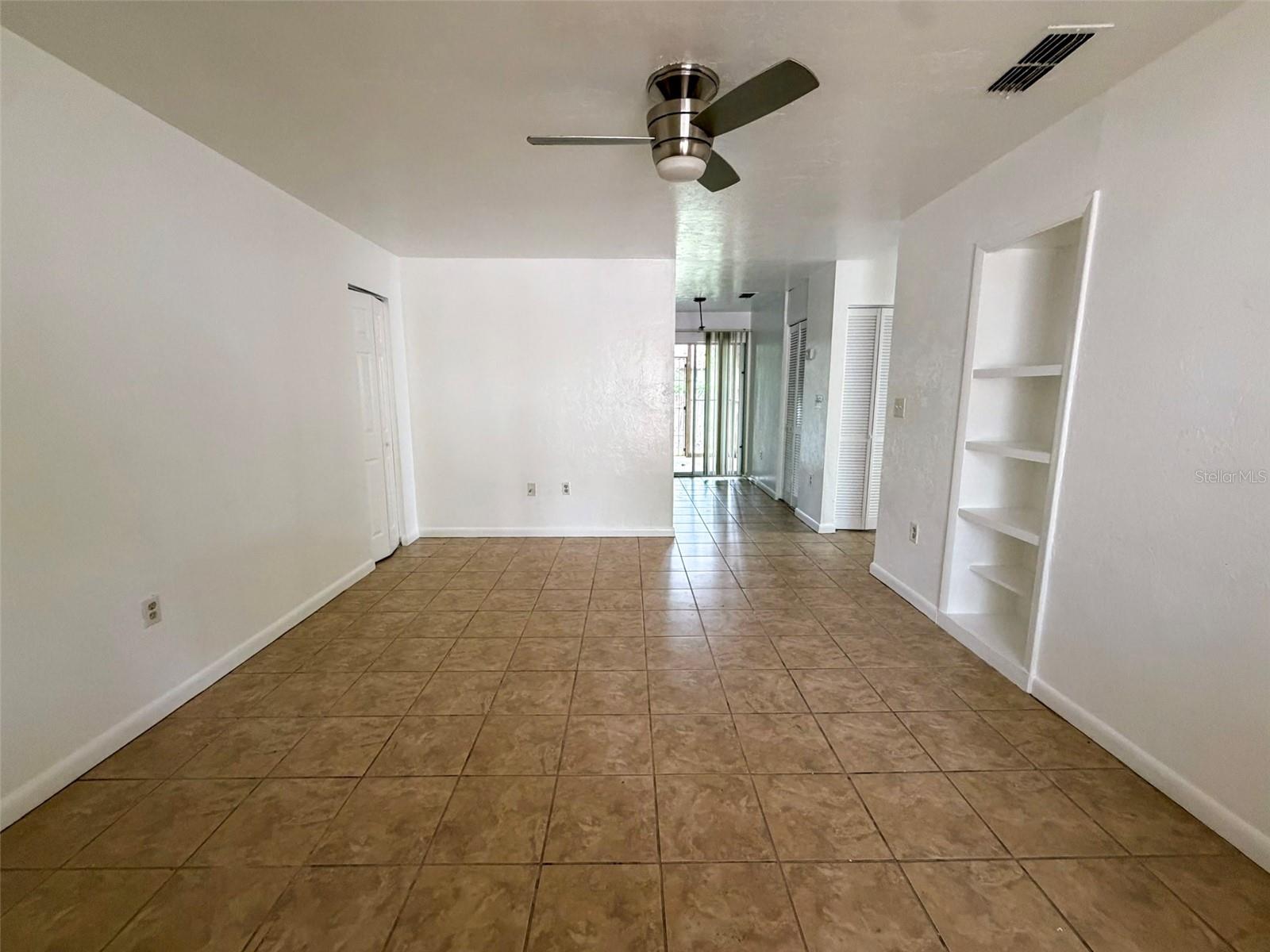 1048 SW 6TH DR #B, GAINESVILLE, FL, 32601