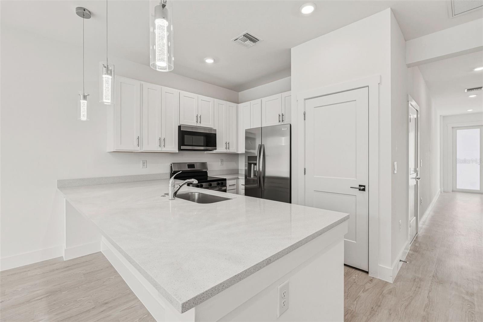 627 FITZHUGH AVE, PUNTA GORDA, FL, 33950