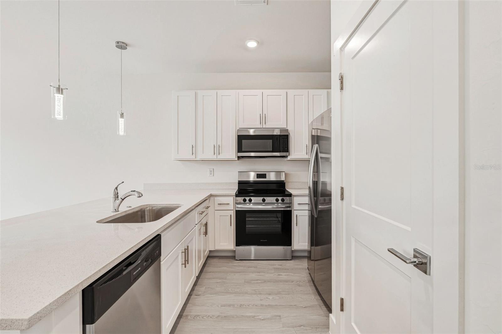 627 FITZHUGH AVE, PUNTA GORDA, FL, 33950