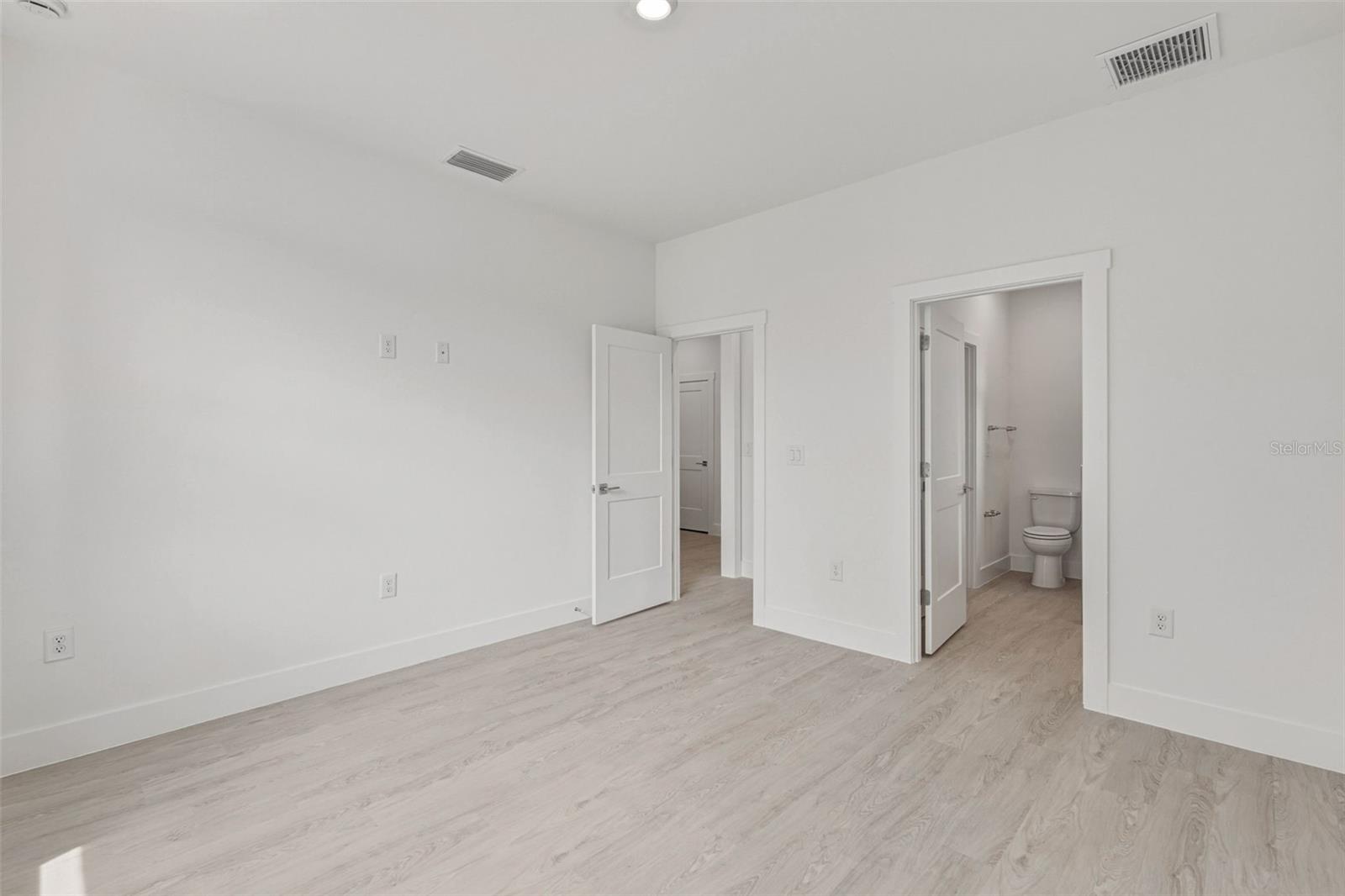 627 FITZHUGH AVE, PUNTA GORDA, FL, 33950