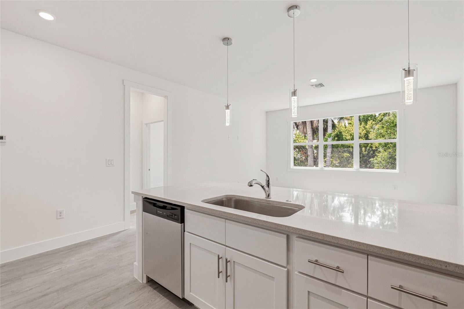 627 FITZHUGH AVE, PUNTA GORDA, FL, 33950