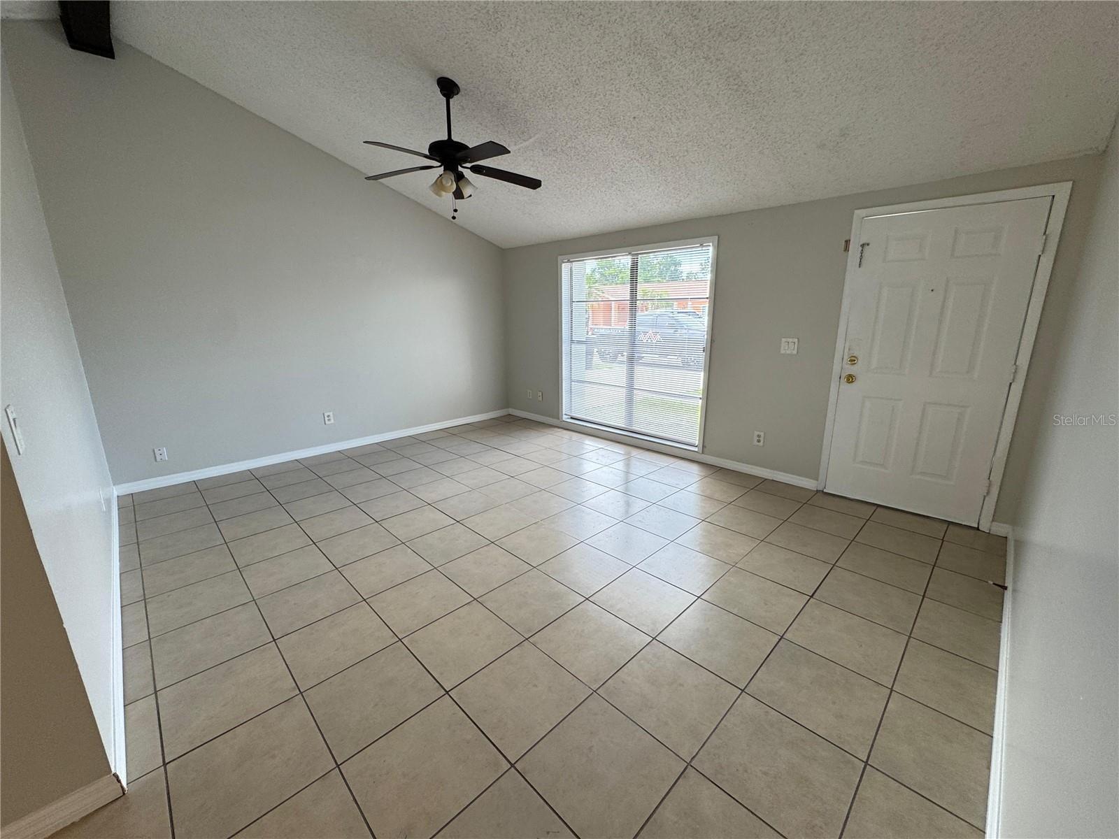 9213 MAYBURY CT, TAMPA, FL, 33615