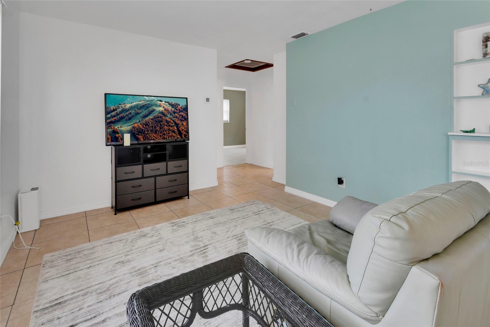 44 NARCISSUS DR, DEBARY, FL, 32713