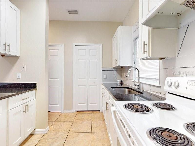 206 MAJORS LN #B, KISSIMMEE, FL, 34743