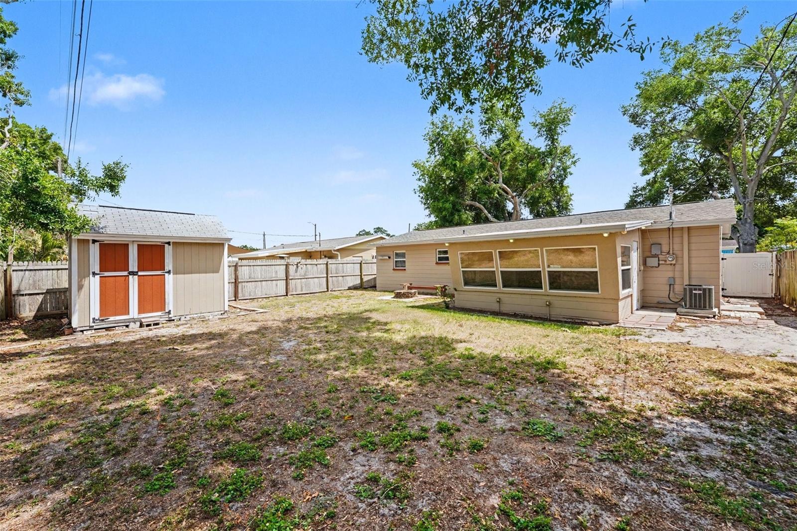 5529 57TH AVE N, ST PETERSBURG, FL, 33709