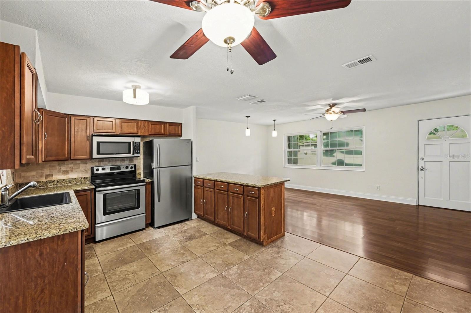 5529 57TH AVE N, ST PETERSBURG, FL, 33709