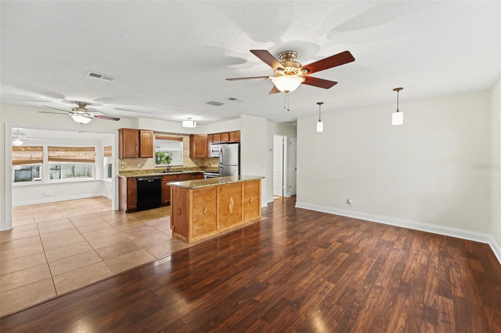 5529 57TH AVE N, ST PETERSBURG, FL, 33709