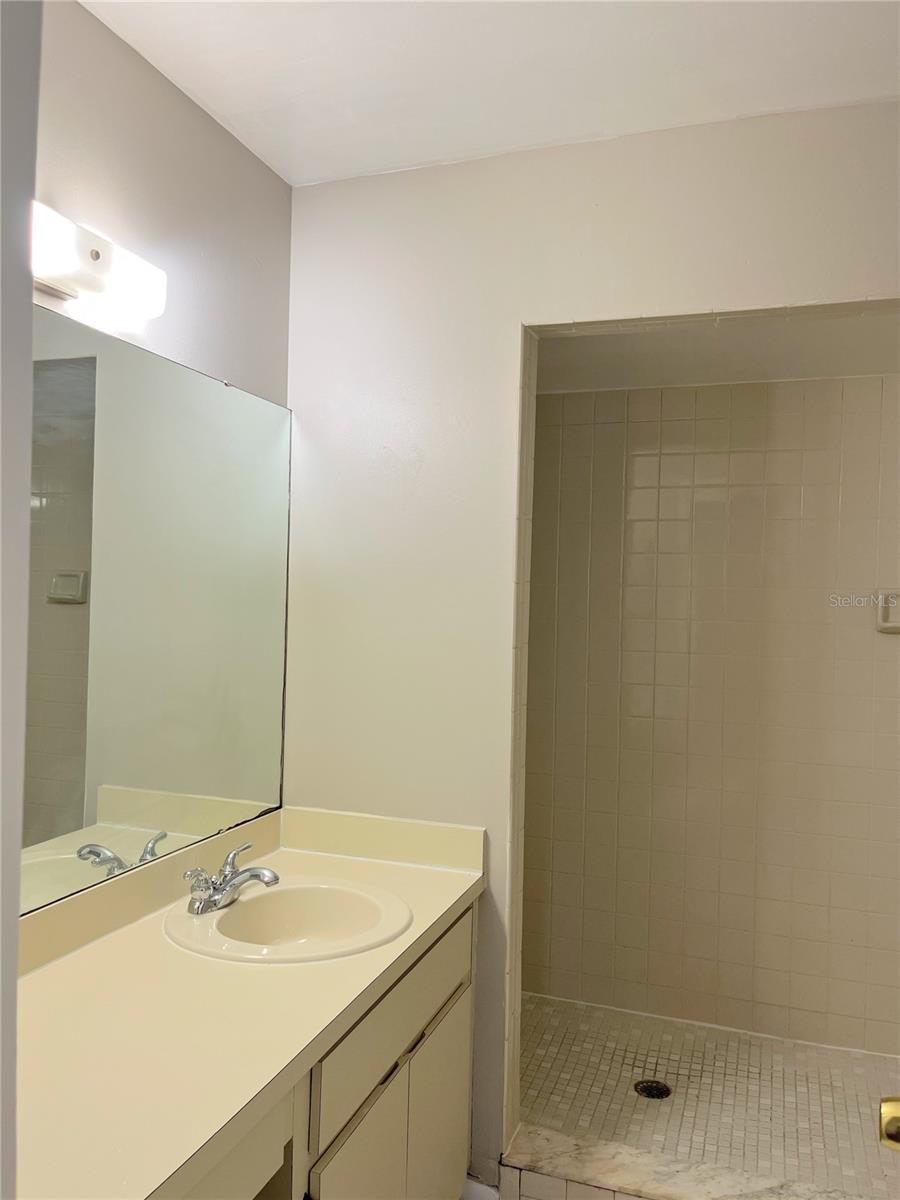 2451 E ILLIANA ST, ORLANDO, FL, 32806