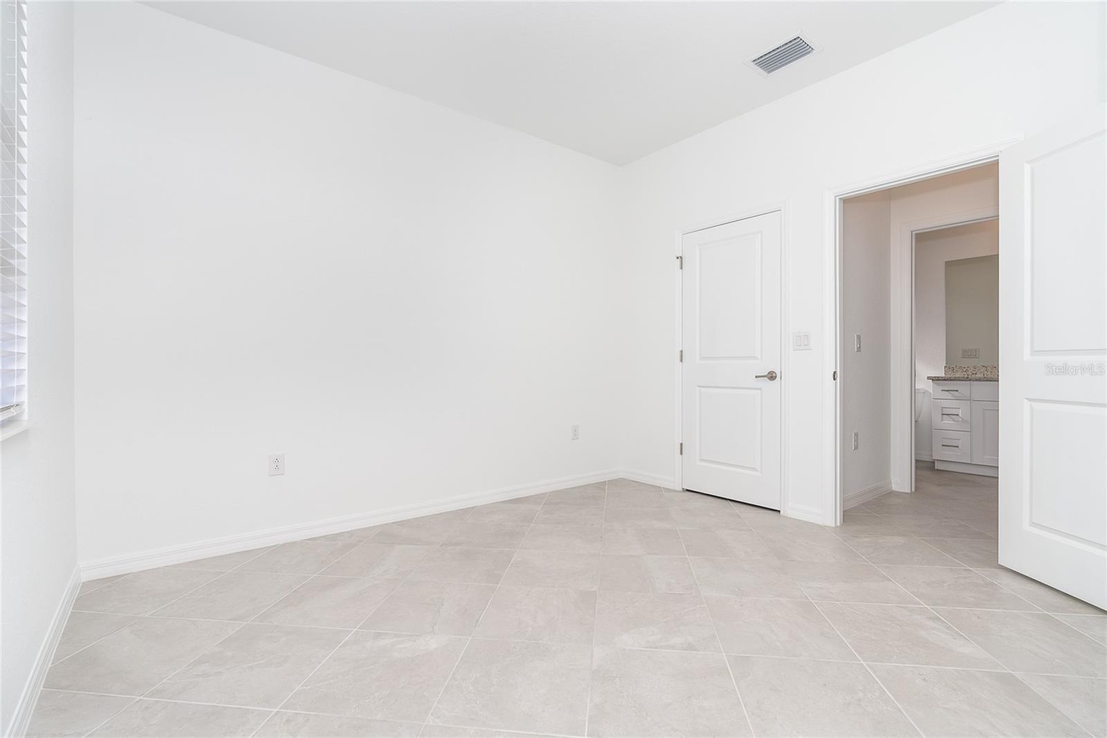 1580 SUNSET PRESERVE WAY, PORT CHARLOTTE, FL, 33953