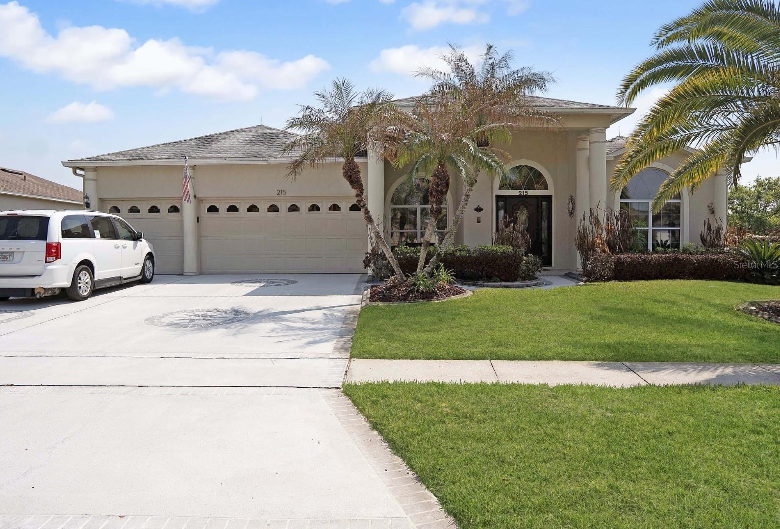 215 STRATHMORE CIR, KISSIMMEE, FL, 34744