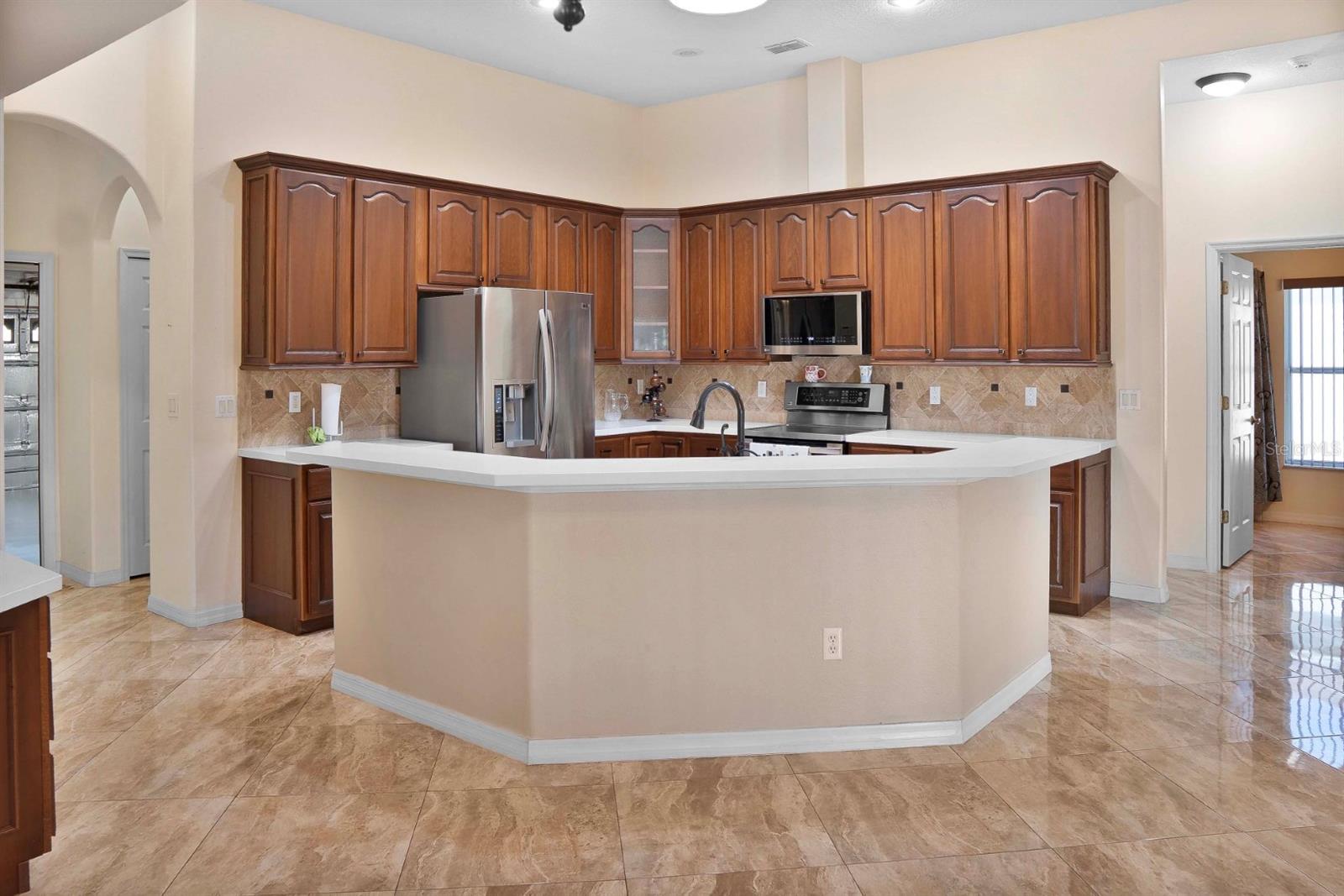 215 STRATHMORE CIR, KISSIMMEE, FL, 34744