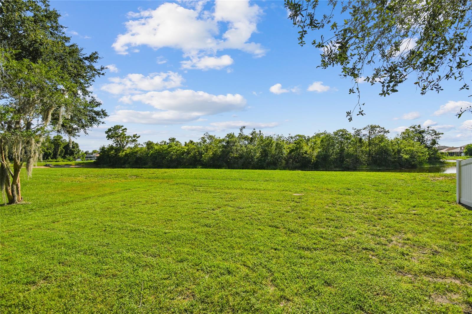 18220 PORTSIDE ST, TAMPA, FL, 33647