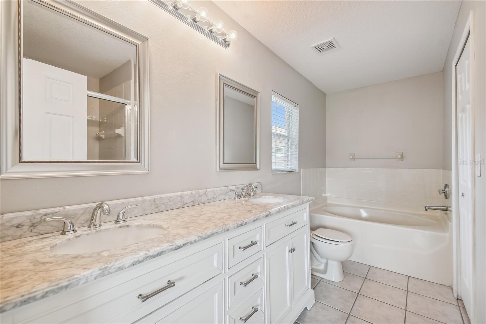 18220 PORTSIDE ST, TAMPA, FL, 33647