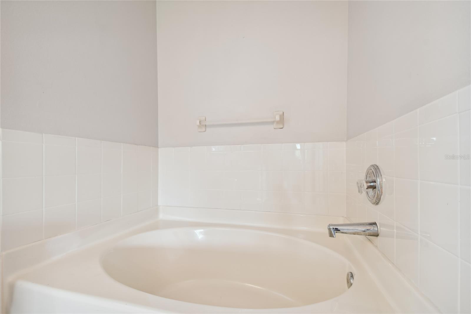 18220 PORTSIDE ST, TAMPA, FL, 33647