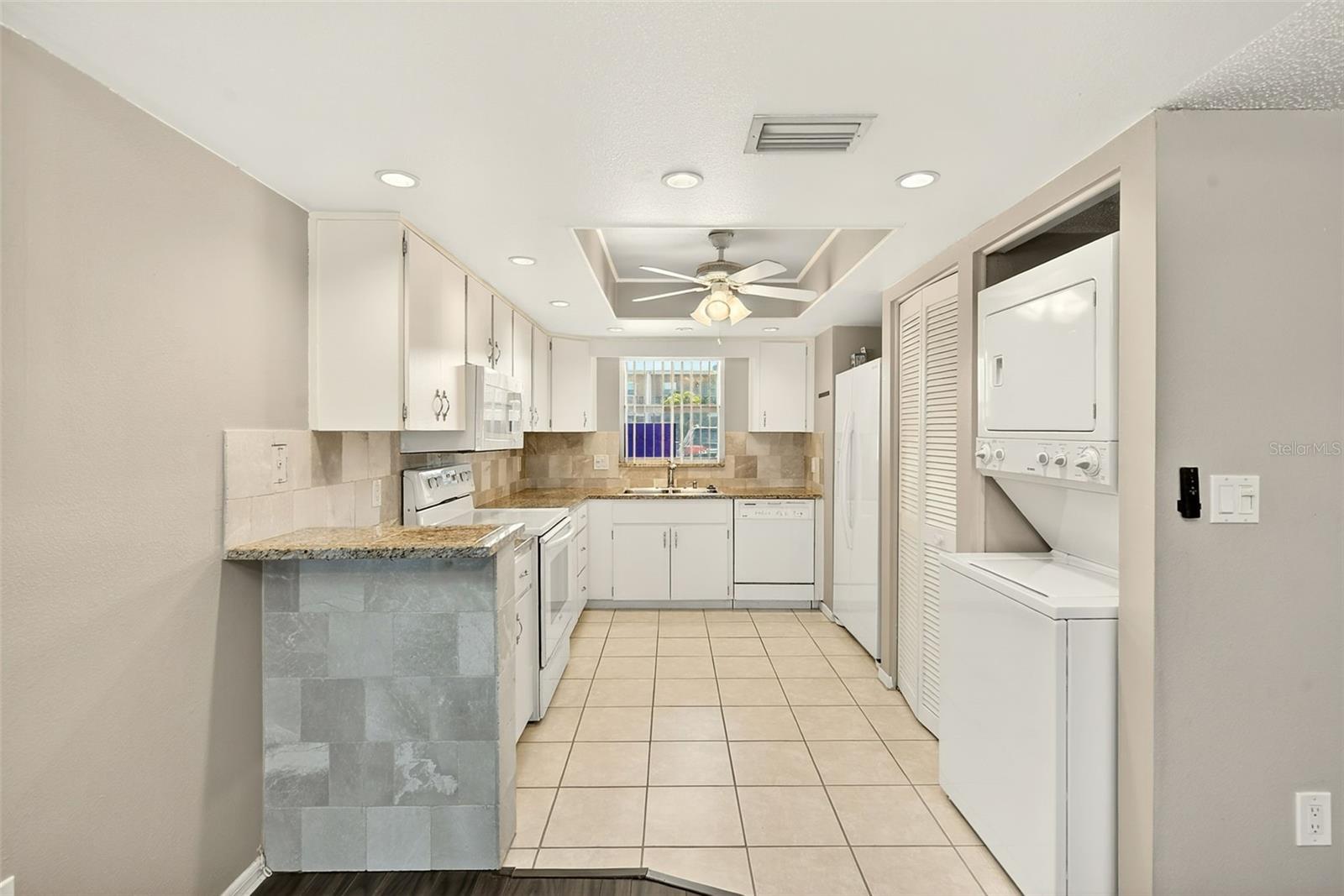 12300 PARK BLVD #116, SEMINOLE, FL, 33772