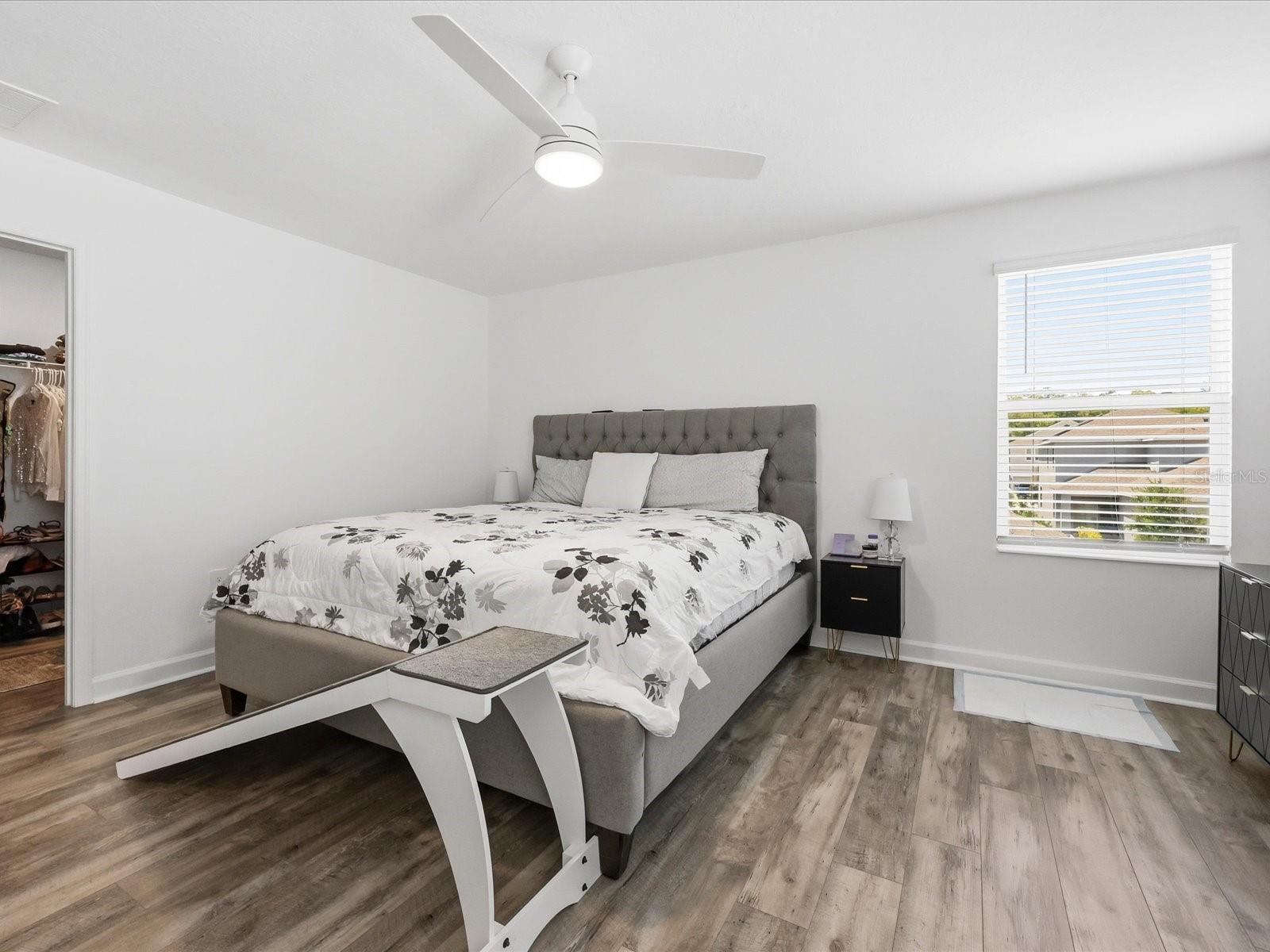 11216 LISTENING DR, ORLANDO, FL, 32832