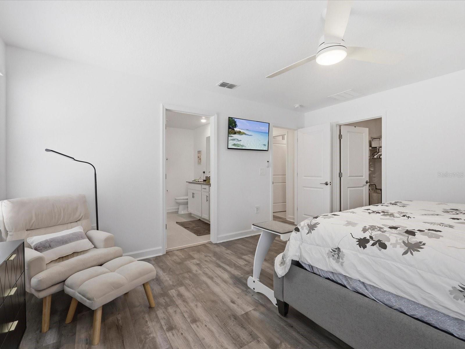 11216 LISTENING DR, ORLANDO, FL, 32832