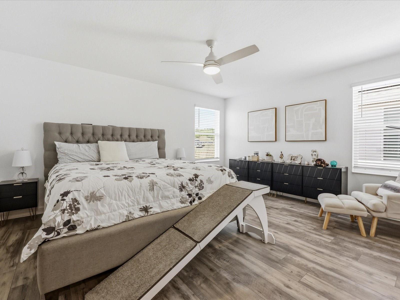 11216 LISTENING DR, ORLANDO, FL, 32832