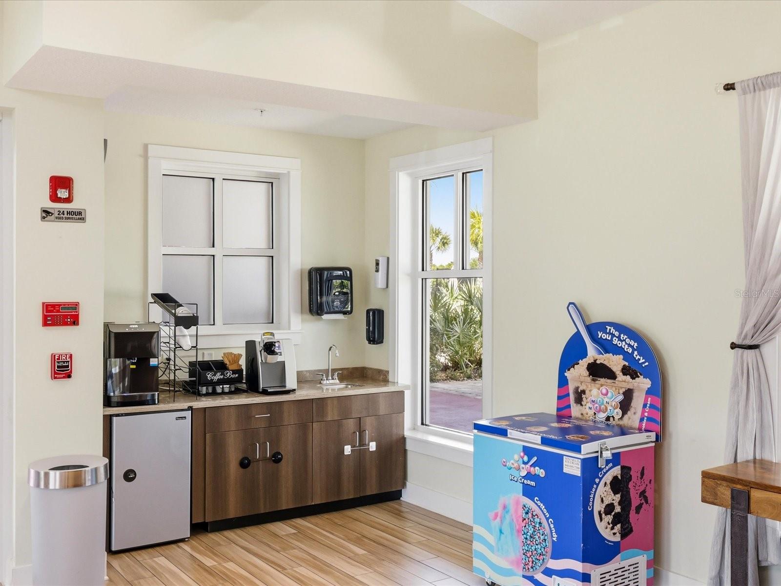 11216 LISTENING DR, ORLANDO, FL, 32832