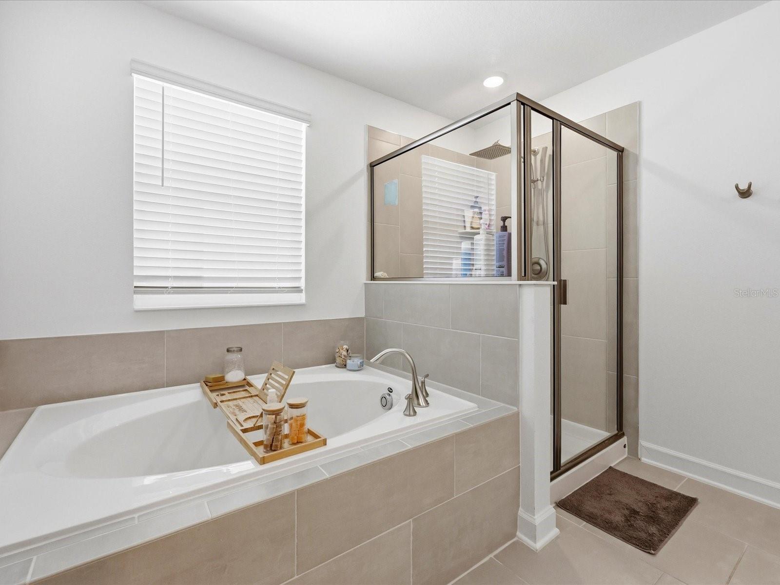 11216 LISTENING DR, ORLANDO, FL, 32832