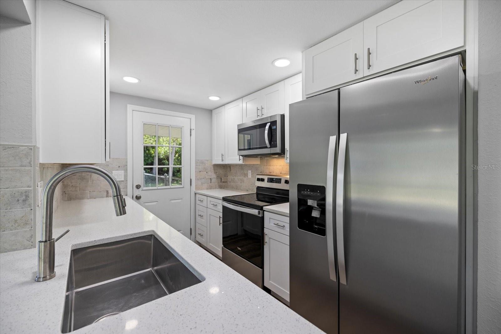 1184 BARBOUR AVE, PORT CHARLOTTE, FL, 33948