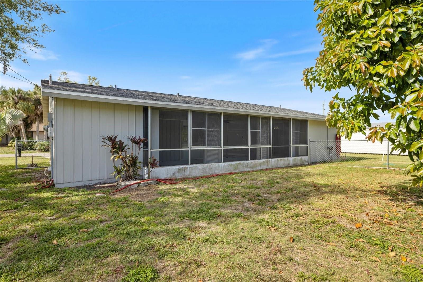 1184 BARBOUR AVE, PORT CHARLOTTE, FL, 33948