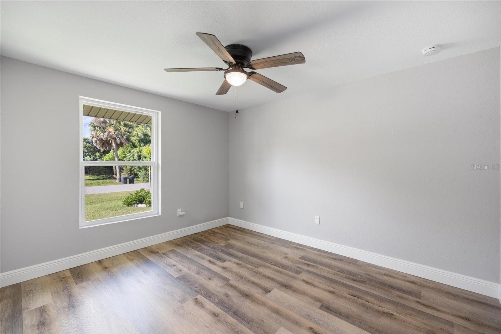 1184 BARBOUR AVE, PORT CHARLOTTE, FL, 33948