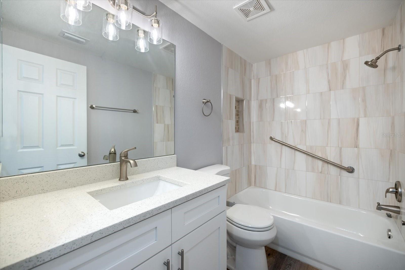 1184 BARBOUR AVE, PORT CHARLOTTE, FL, 33948