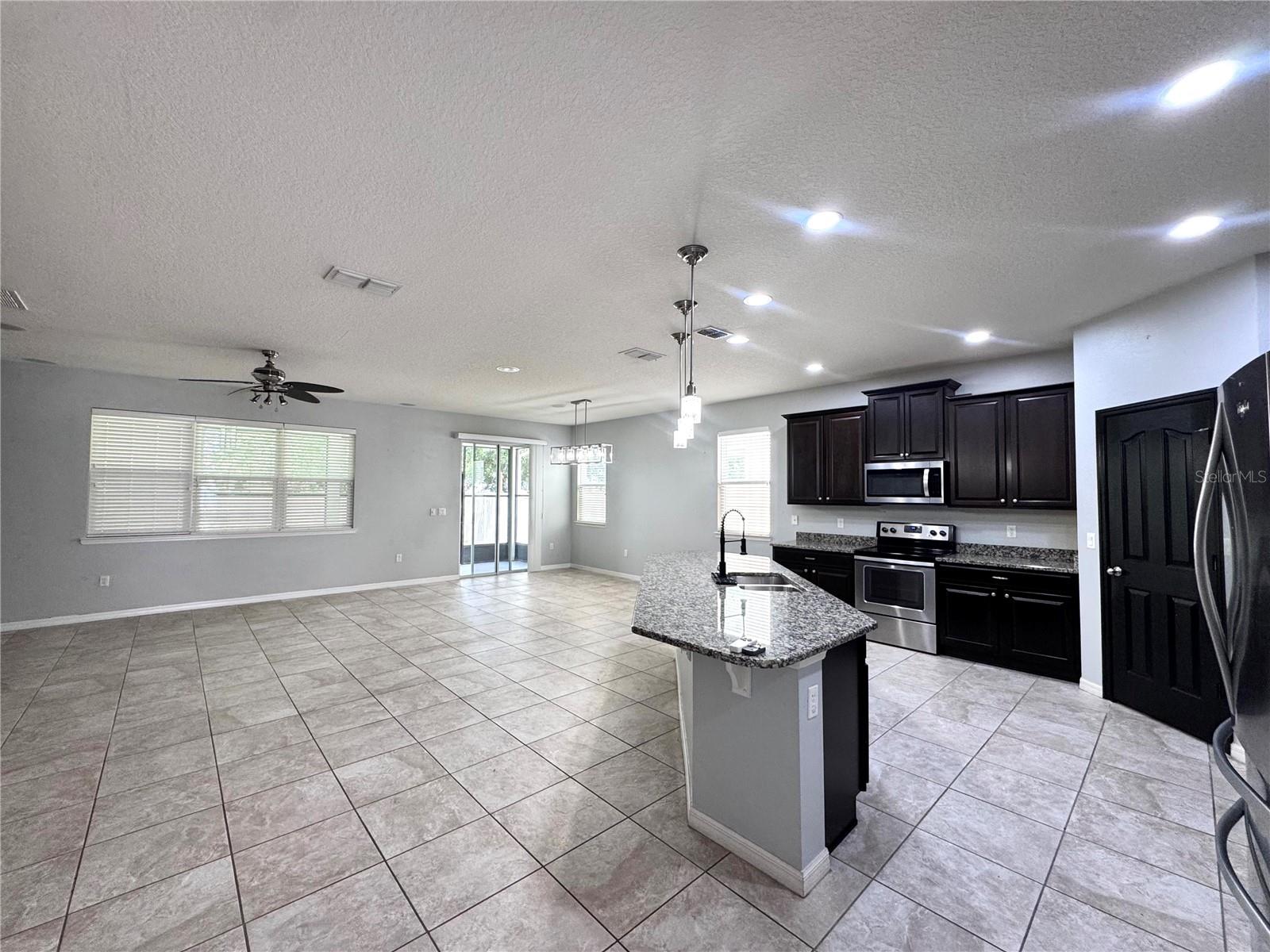 11860 THATCHER AVE, ORLANDO, FL, 32836