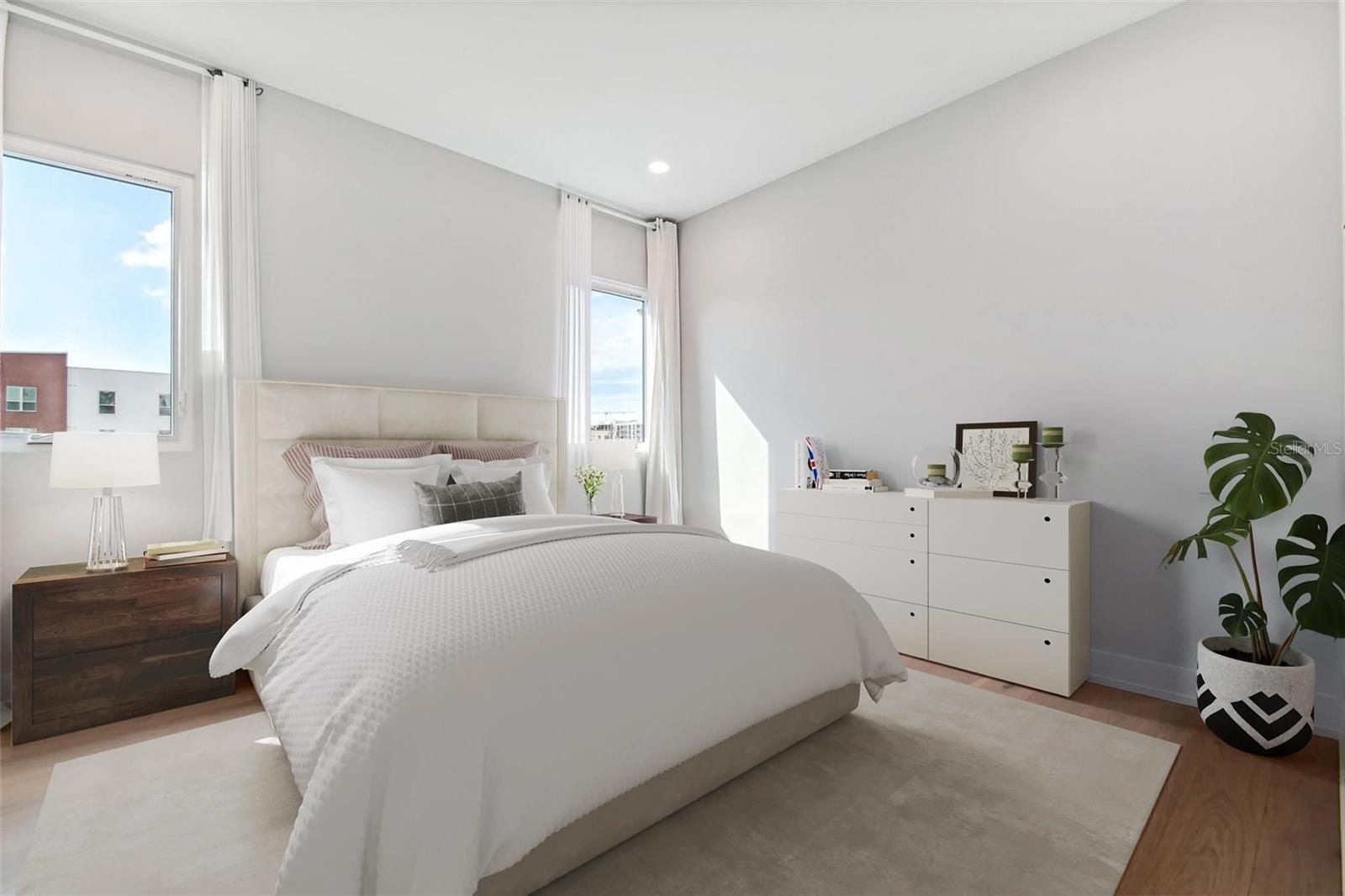 370 6TH ST S, ST PETERSBURG, FL, 33701