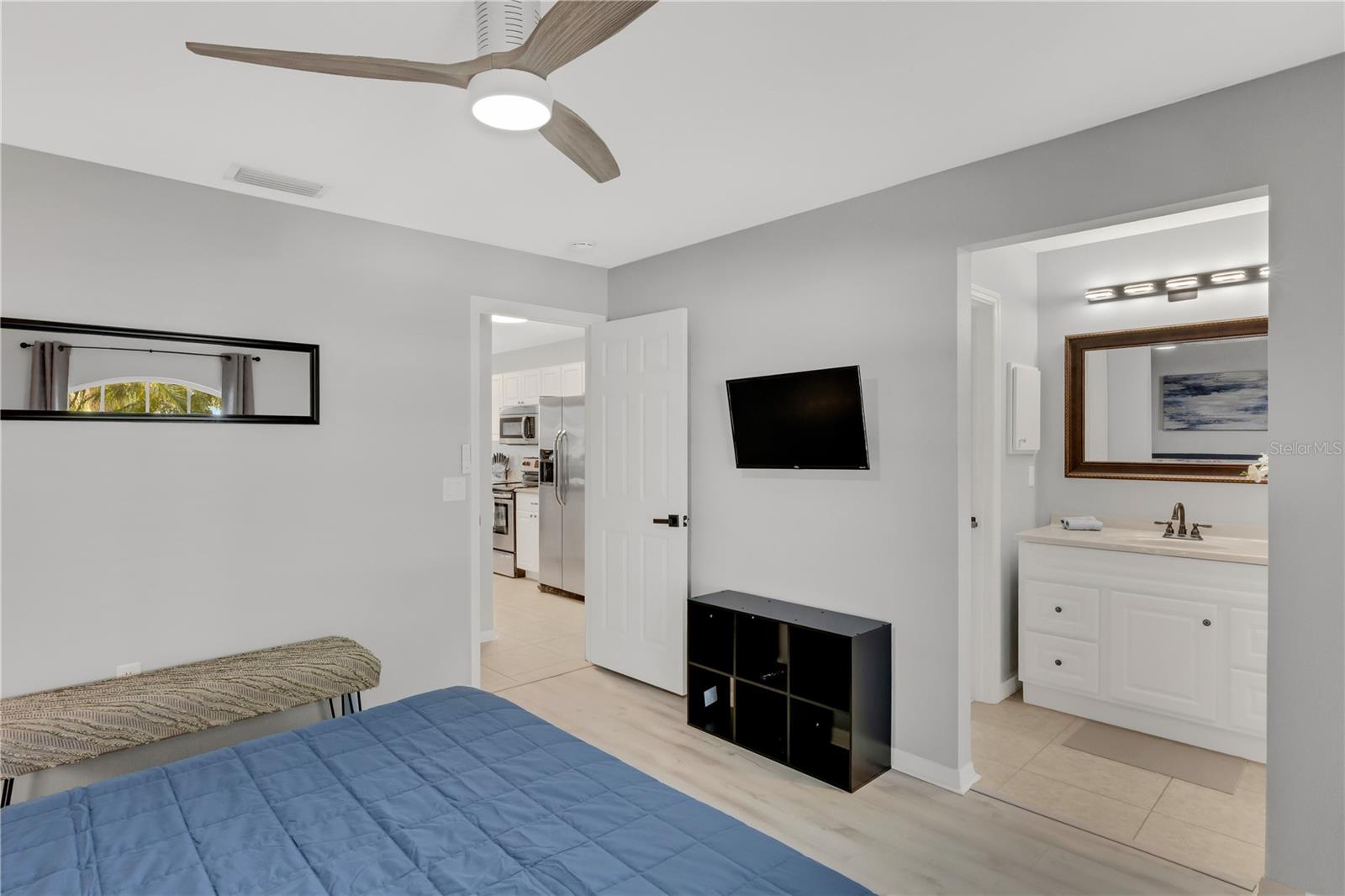 2757 FEIFFER CIR, SARASOTA, FL, 34235