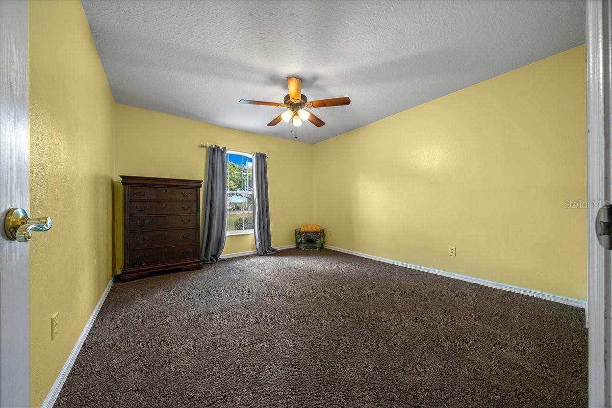 11985 SE 123RD AVE, OCKLAWAHA, FL, 32179