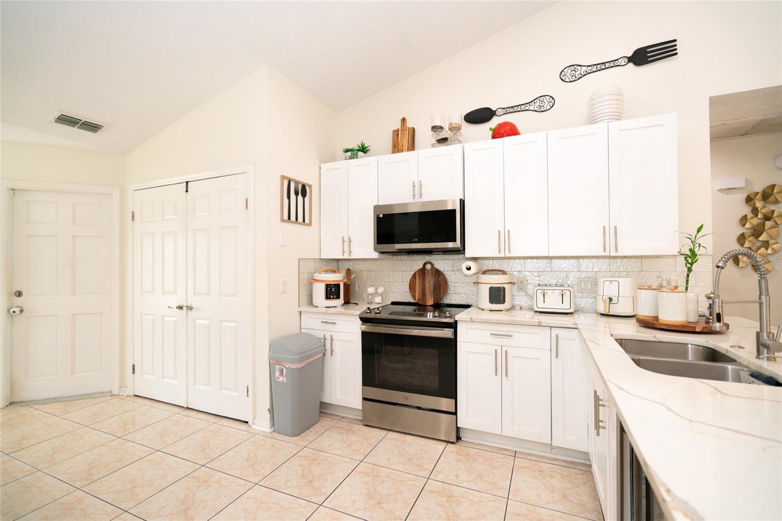 EAGLEBROOK PH 2, TAMPA, FL, 33625