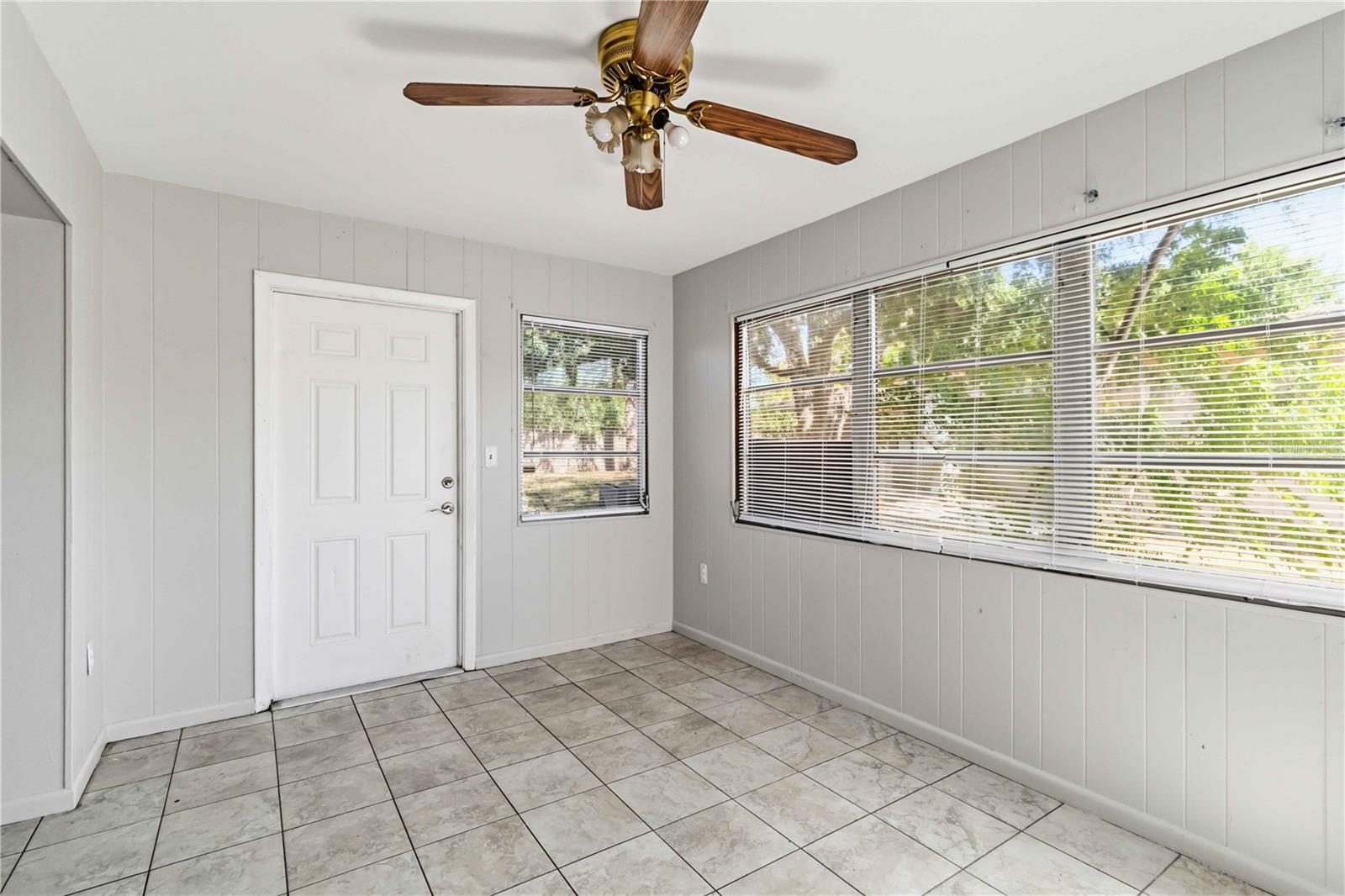 304 LANTANA AVE, SARASOTA, FL, 34243