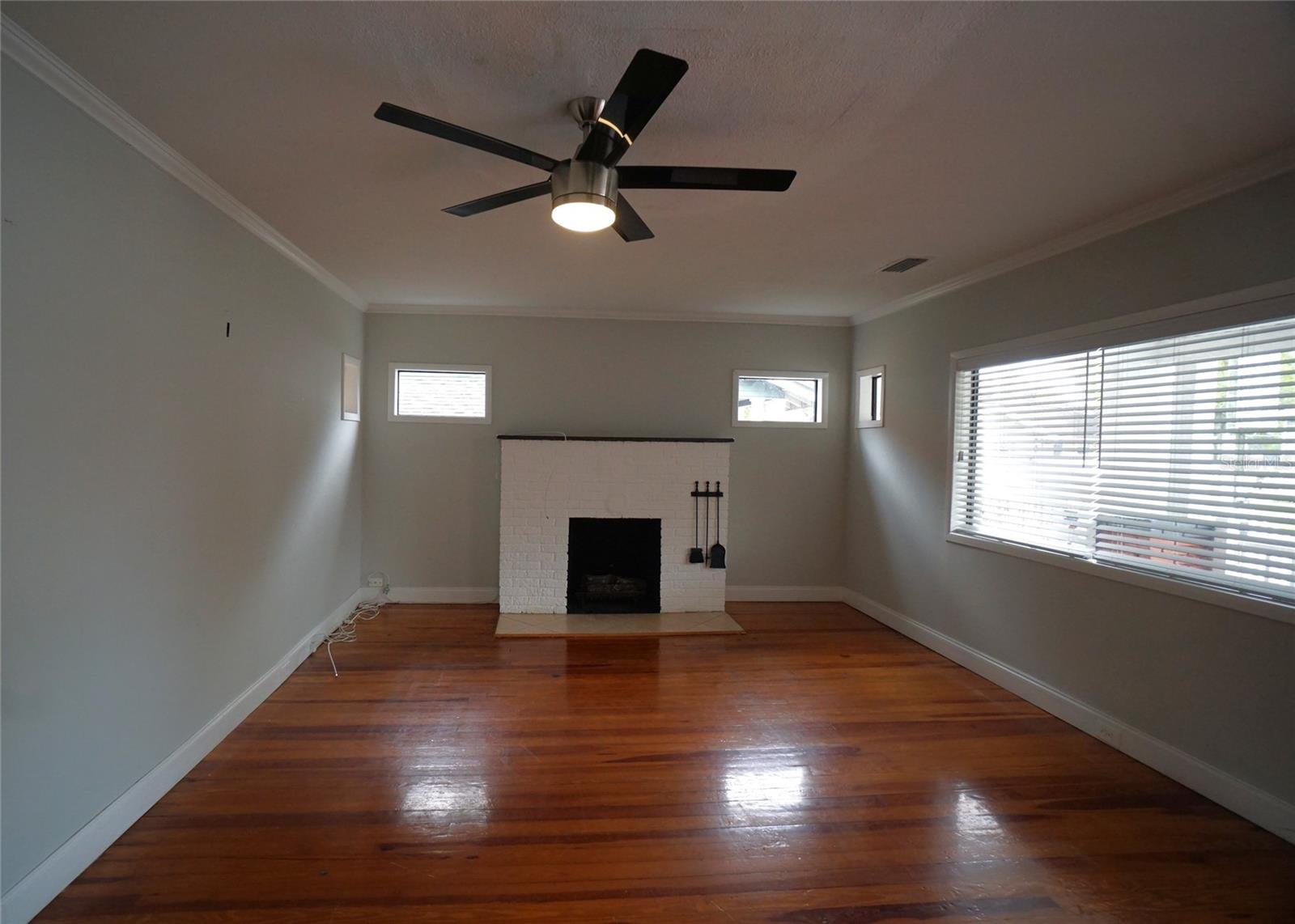 916 E 25TH AVE, TAMPA, FL, 33605