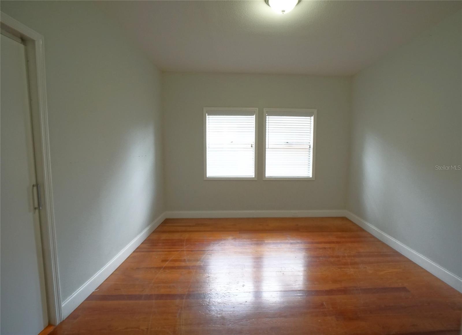 916 E 25TH AVE, TAMPA, FL, 33605