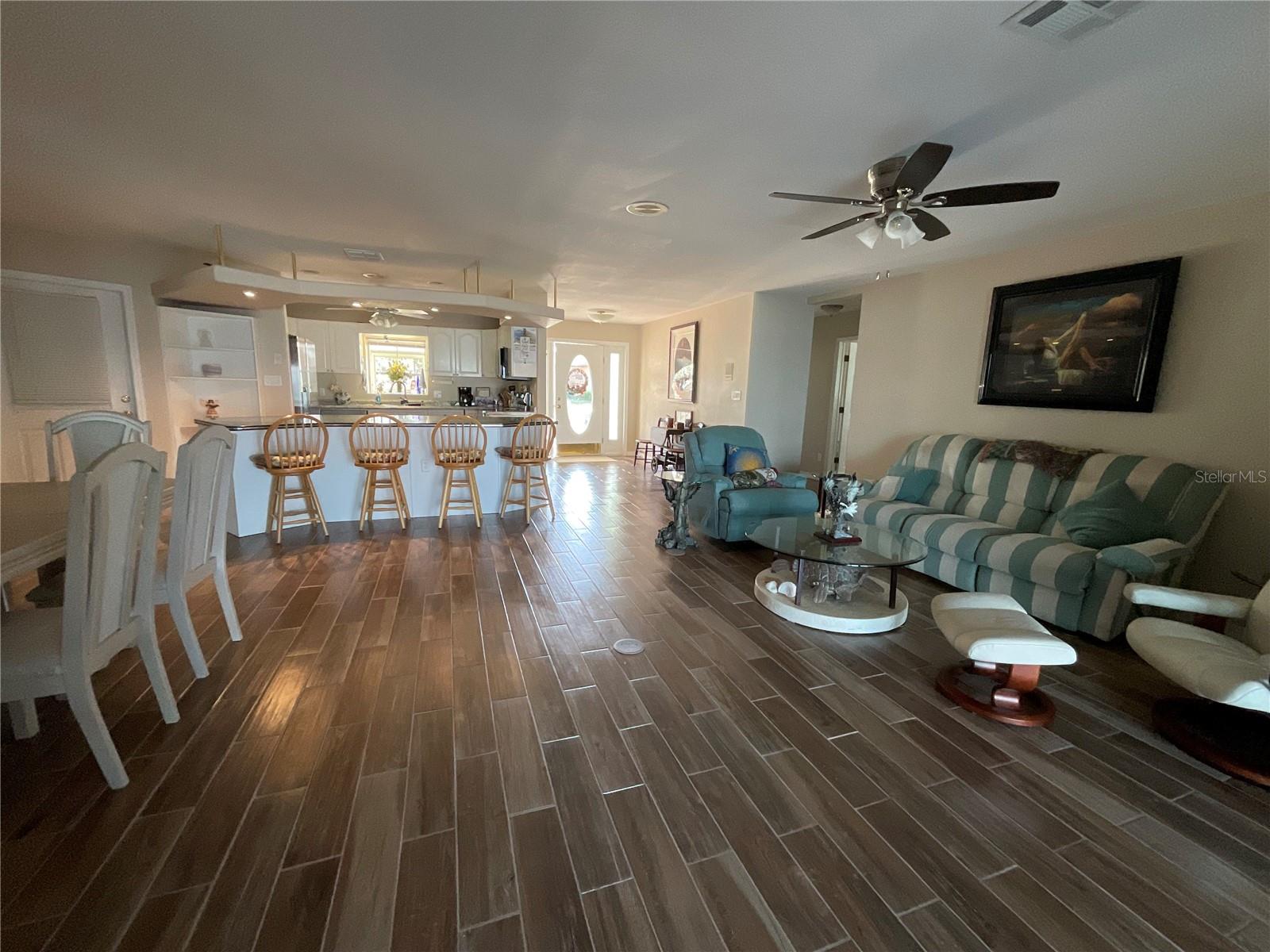 300 DRIFTWOOD DR W, PALM HARBOR, FL, 34683
